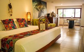 Hotel Azul Maya